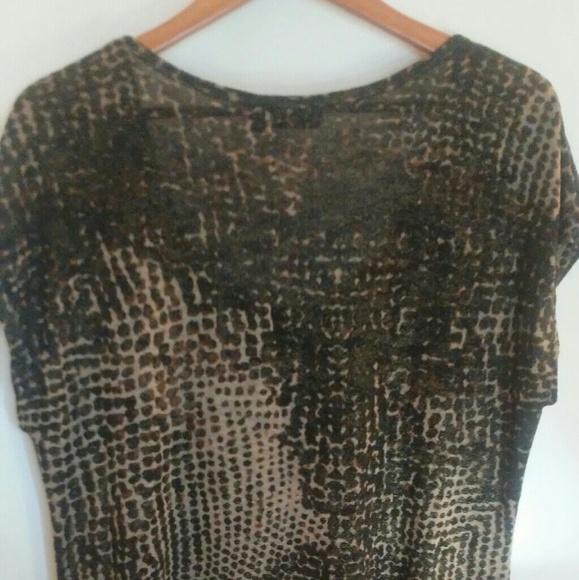 Leopard print short sleeve top - Picture 3 of 5